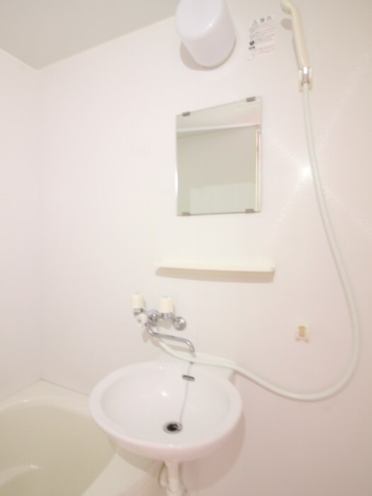 物件内観写真12　(洗面)