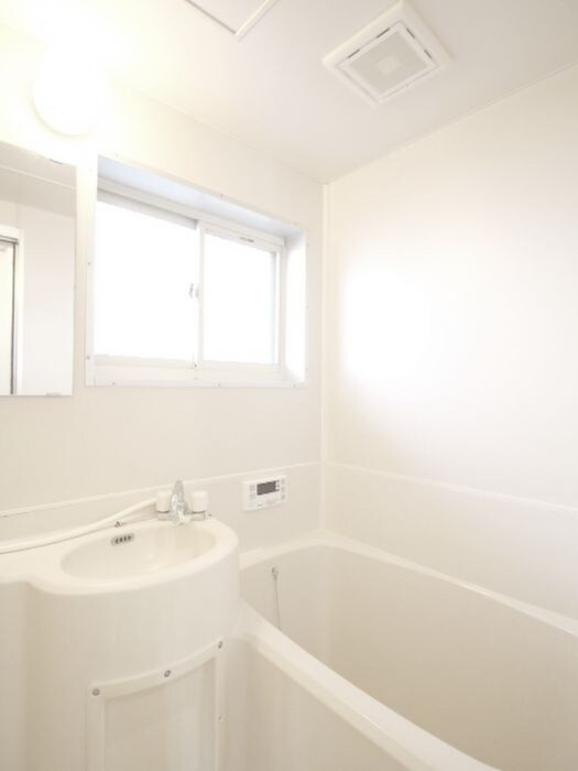 物件内観写真12　(バス／シャワールーム等)
