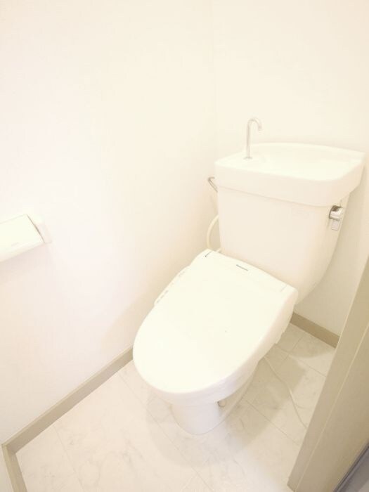 物件内観写真13　(トイレ)