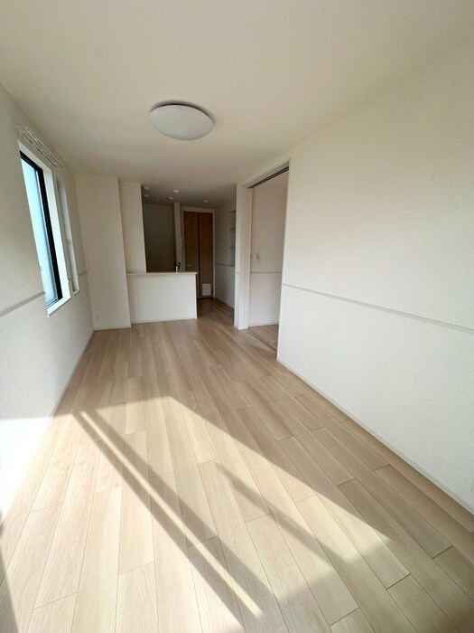 物件内観写真5　(居室)