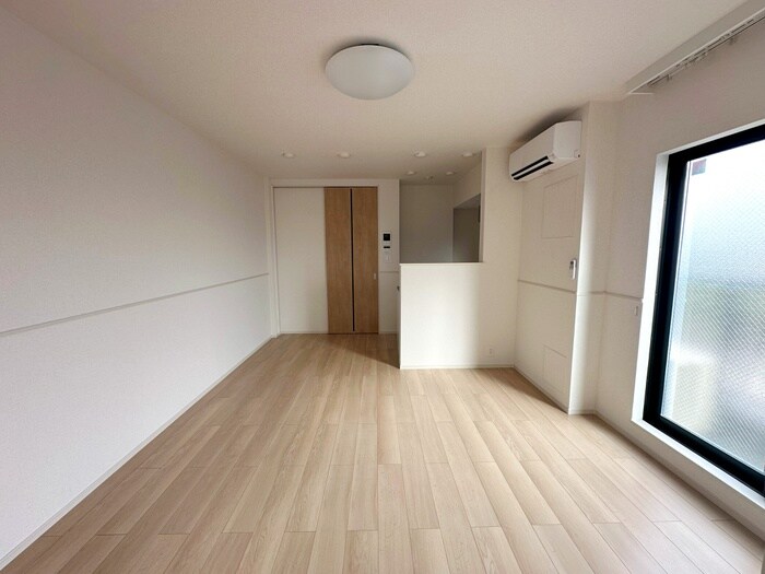 物件内観写真6　(廊下)