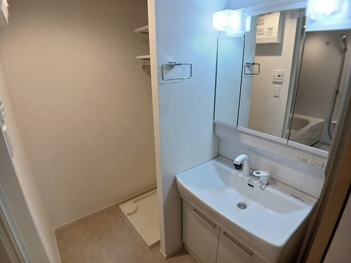 物件内観写真10　(洗面)