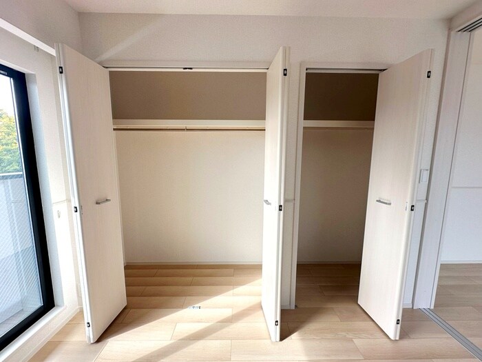 物件内観写真12　(収納)