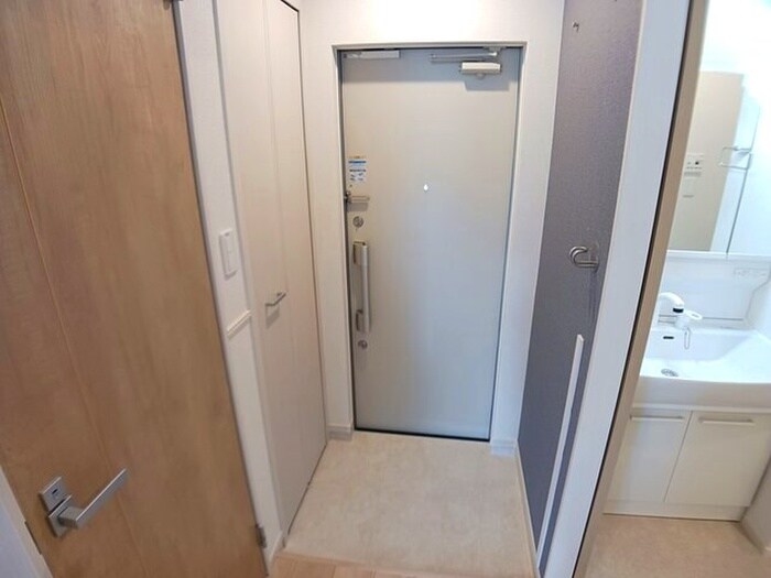 物件内観写真15　(廊下)