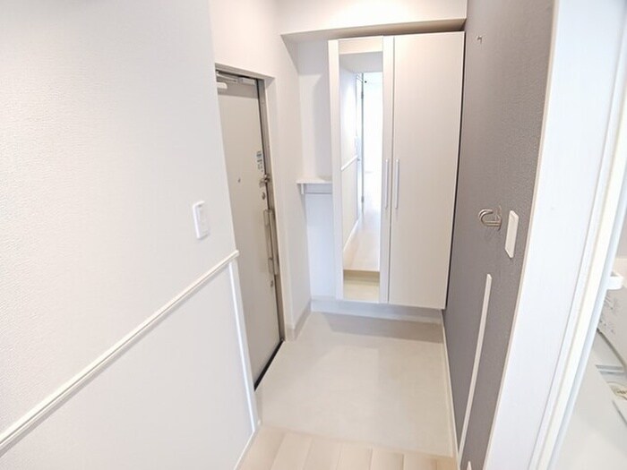 物件内観写真18　(靴箱)