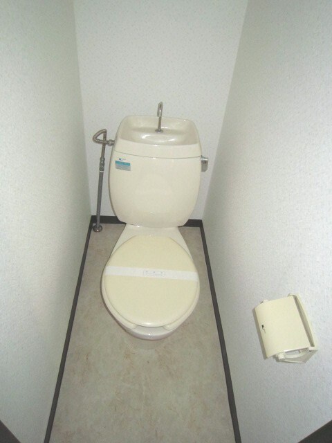 物件内観写真9　(トイレ)