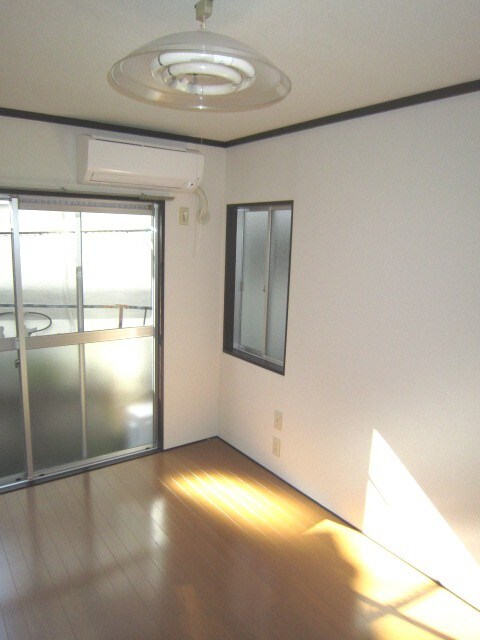 物件内観写真12　(居室)