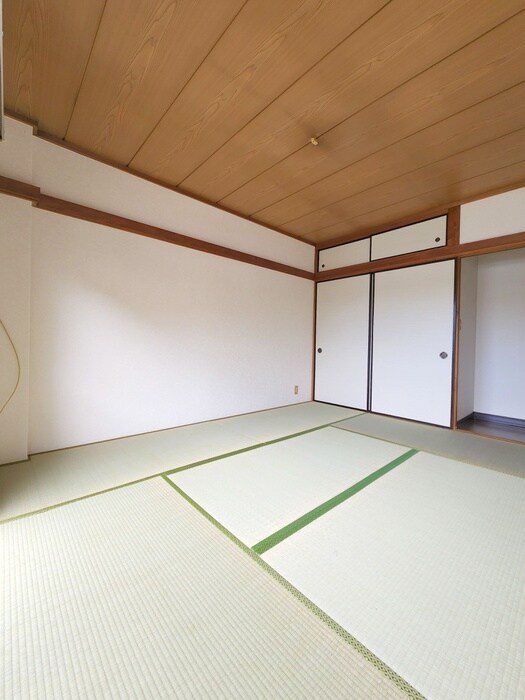 物件内観写真5　(居室)