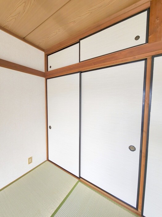 物件内観写真7　(収納)