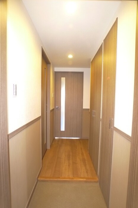 物件内観写真19　(廊下)