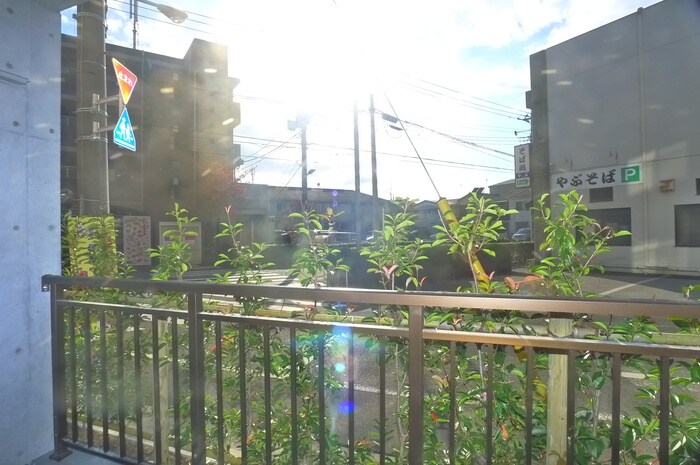 物件内観写真21　(室内からの展望)