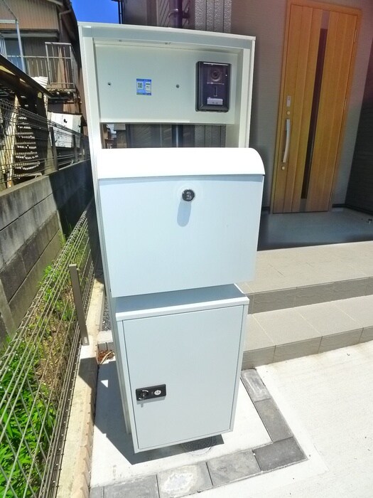 物件外観写真4　(建物設備)