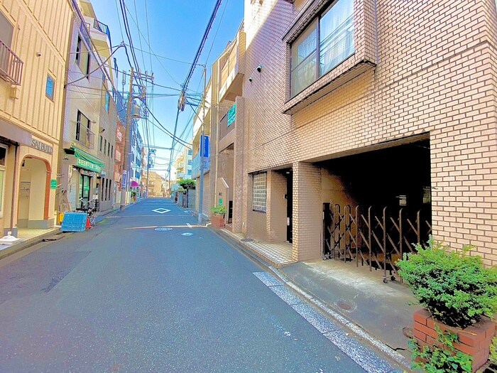 物件外観写真4　(周辺環境)