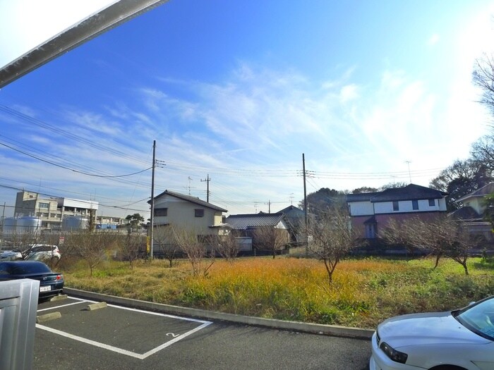 物件内観写真17　(室内からの展望)