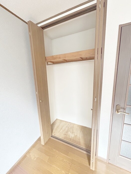 物件内観写真15　(収納)