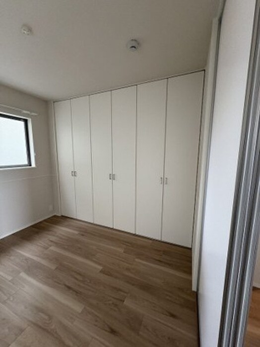 物件内観写真9　(居室)