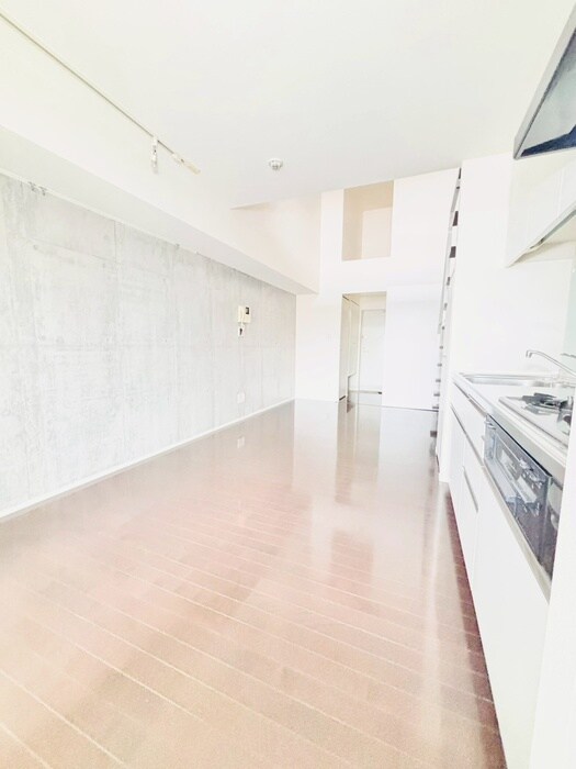 物件内観写真18　(廊下)