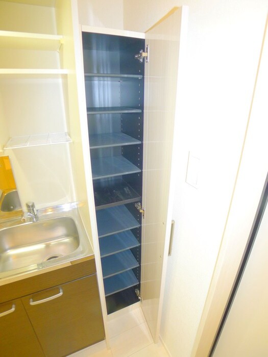 物件内観写真17　(靴箱)