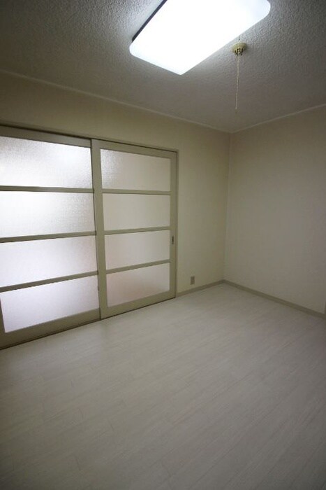 物件内観写真18　(居室)