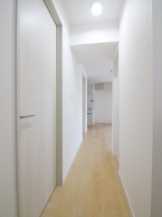 物件内観写真19　(玄関)