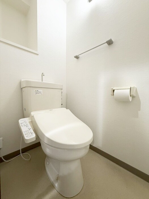 物件内観写真11　(トイレ)