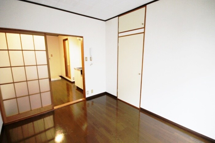 物件内観写真16　(居室)