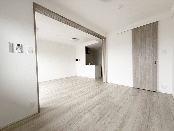 物件内観写真8　(居室)