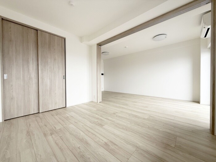 物件内観写真9　(居室)