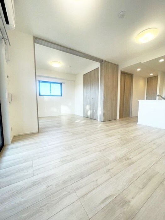 物件内観写真10　(居室)