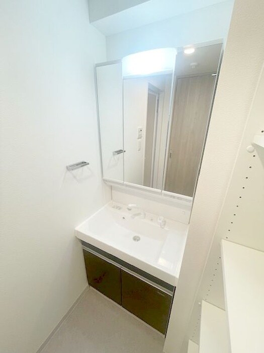 物件内観写真13　(洗面)