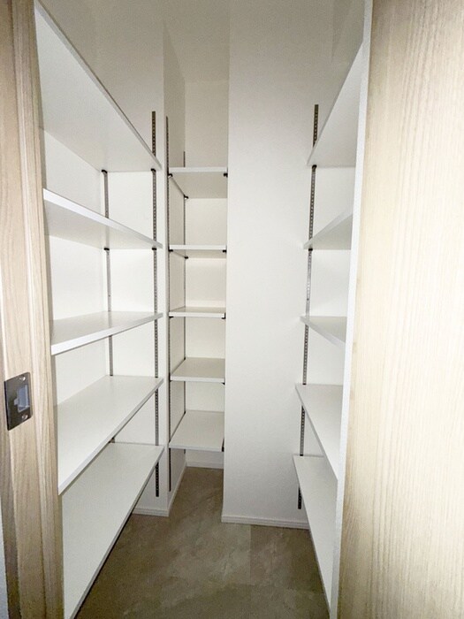 物件内観写真18　(靴箱)