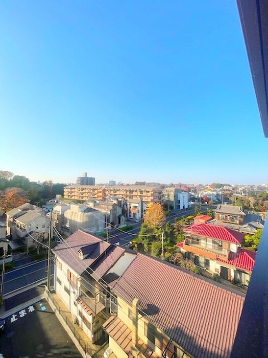 物件内観写真21　(室内からの展望)