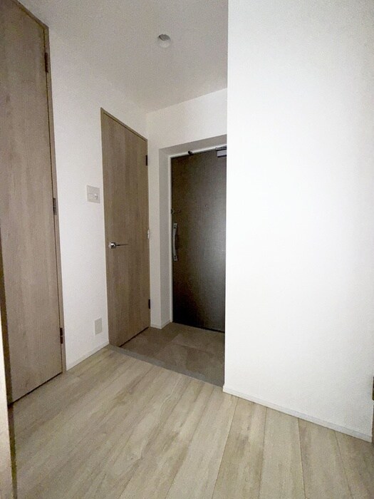 物件内観写真22　(玄関)