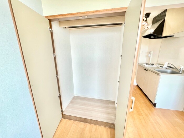 物件内観写真11　(収納)