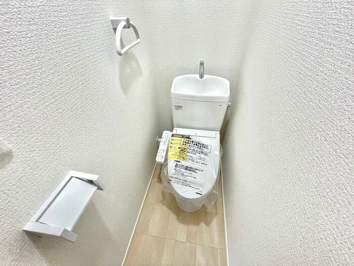 物件内観写真14　(トイレ)