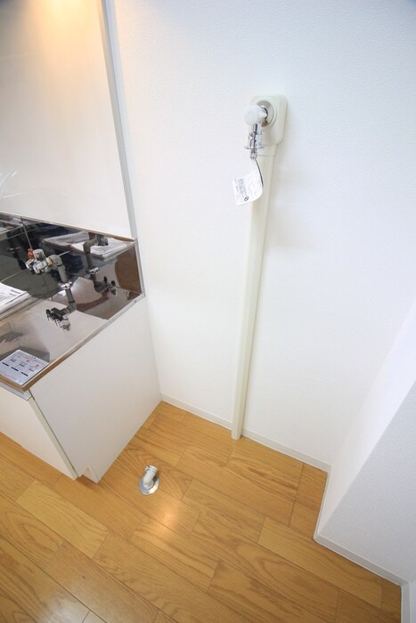 物件内観写真17　(洗濯機置場)