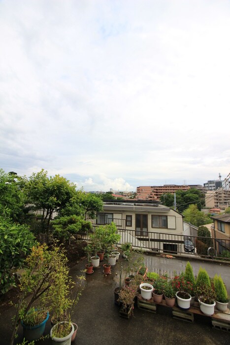 物件内観写真19　(室内からの展望)