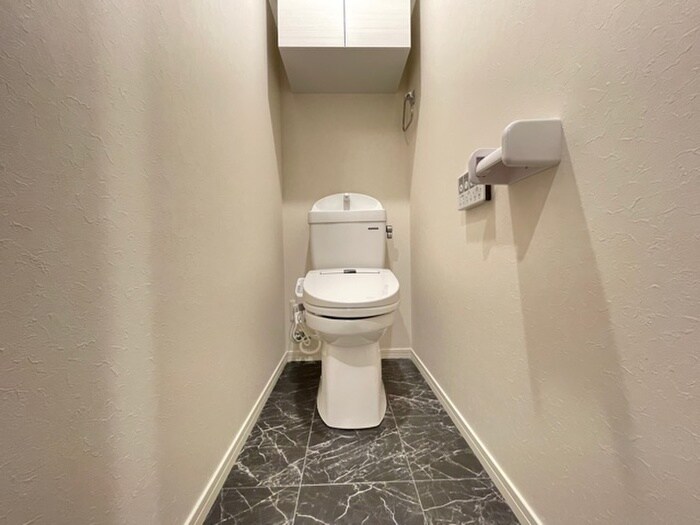 物件内観写真12　(トイレ)