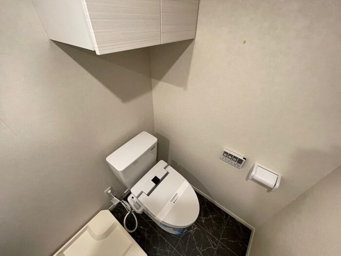 物件内観写真13　(トイレ)