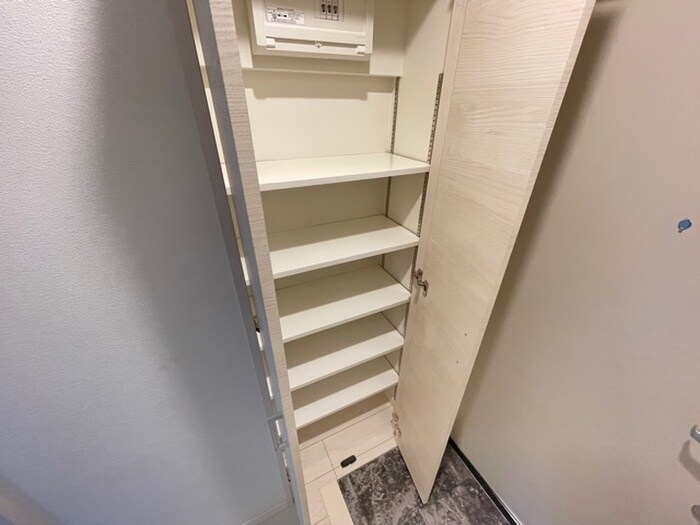 物件内観写真16　(靴箱)