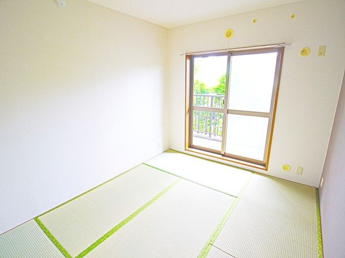 物件内観写真9　(居室)