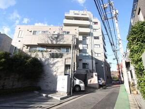 コスモリード文京千駄木外観写真