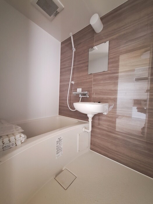 物件内観写真13　(バス／シャワールーム等)