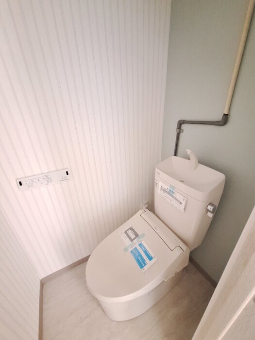 物件内観写真14　(トイレ)