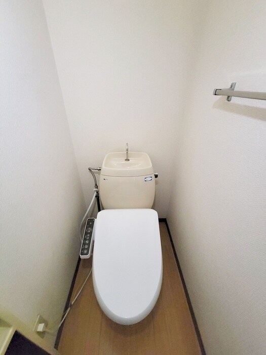 物件内観写真15　(トイレ)