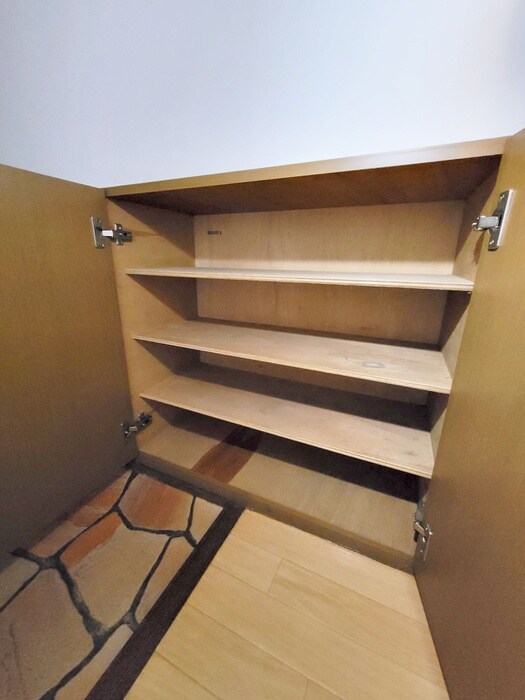 物件内観写真19　(靴箱)