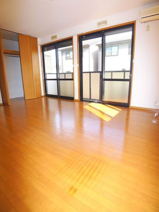 物件内観写真6　(居室)