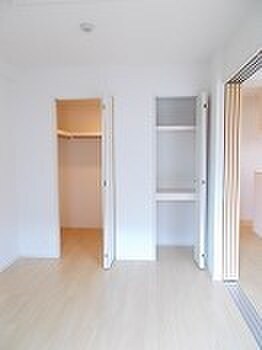 物件内観写真13　(収納)