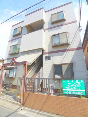 ライジングサンハイツ外観写真