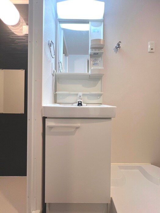 物件内観写真13　(洗面)